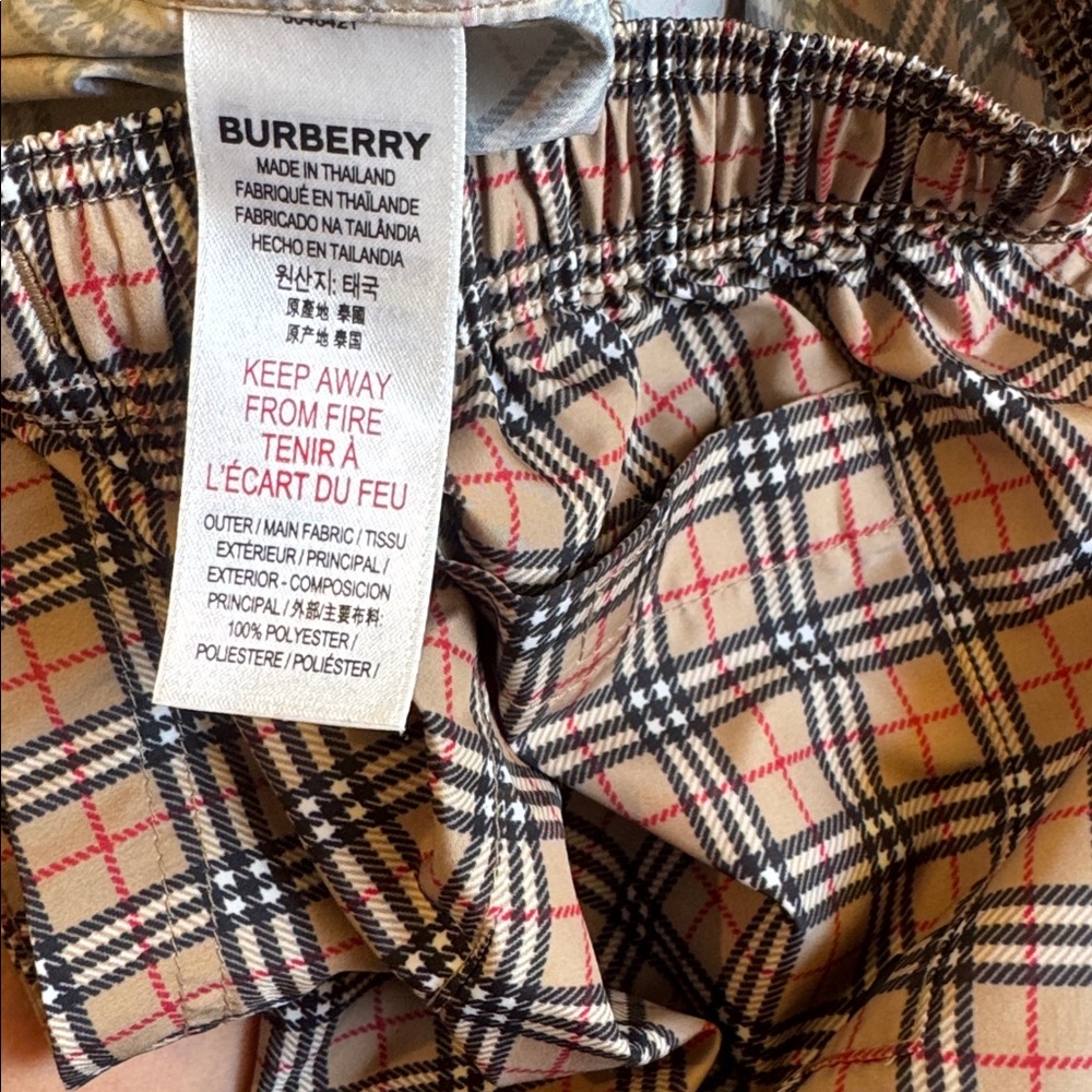 Burberry- Boys Vintage Beige, Black & Red Checkered Swim Shorts Trunks - Size:2T - Picture 6 of 6